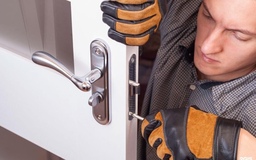 How Locksmith Services Can Help in an Emergency Lockout