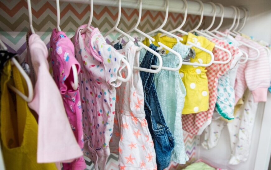 How to Prevent Baby Clothes from Staining: Tips for Busy Parents