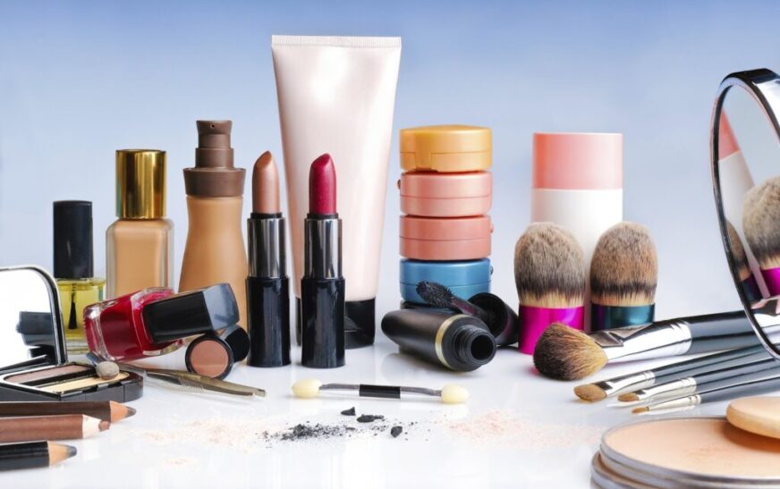 Canada Cosmetic Market Growth, Size, Trends, Revenue, Competition, Key Player, Business Analysis and Forecast 2024-2032: Organic Market Research