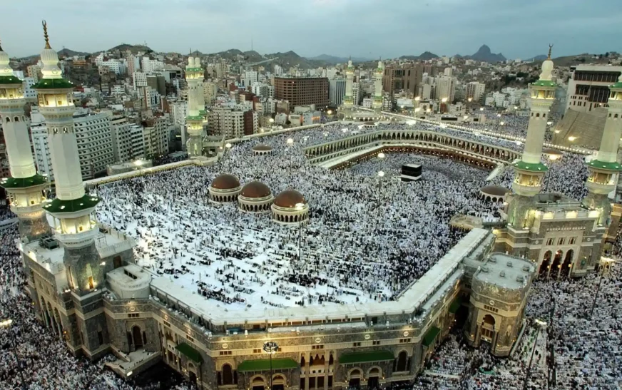 Luxury Umrah Packages from UK: Elevating Your Spiritual Journey