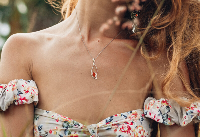 6 Gorgeous Red Jasper Jewelry Creations She’ll Adore this Mother’s Day