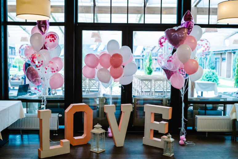 Unleash Your Creativity with Personalised Balloons for Weddings in Singapore!