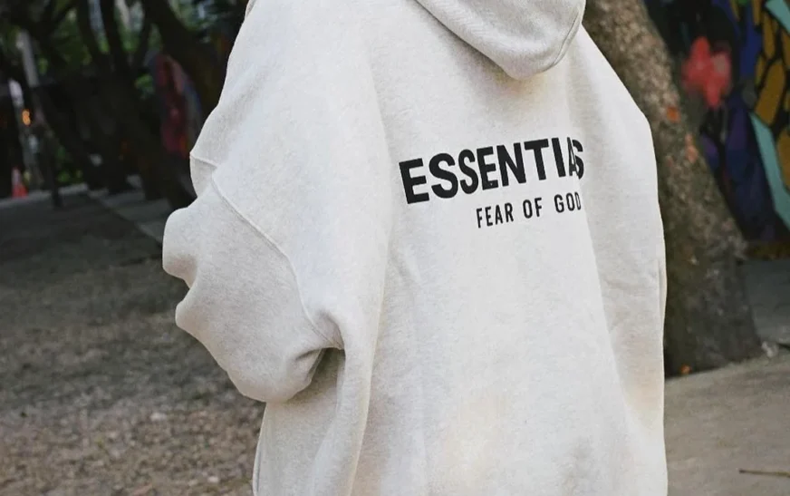 Exploring the Weißer Essentials Hoodie and Dark Green Essentials Hoodie