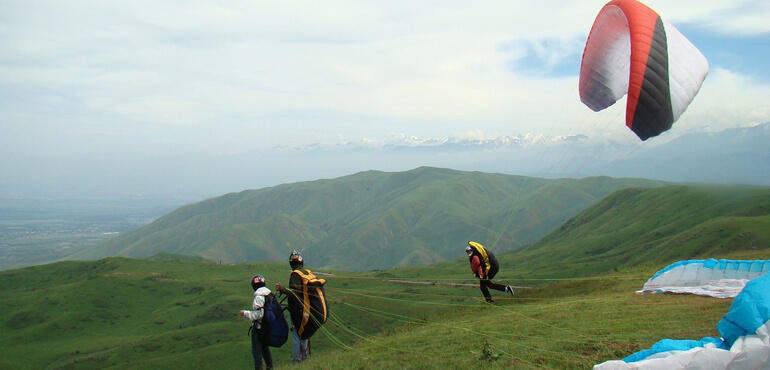 Paragliding in Almaty