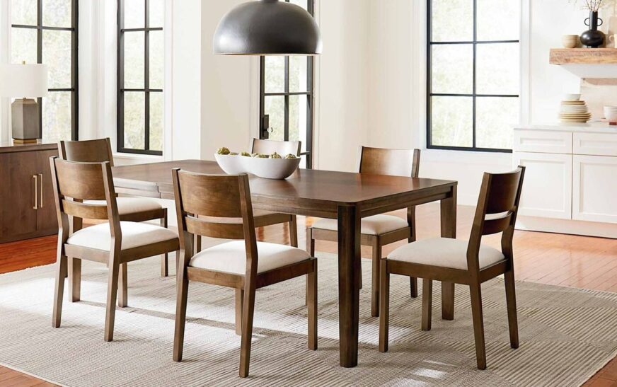 Dining Room Furniture: Blending Style and Functionality