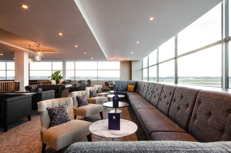 Experience Unmatched Comfort at the London Heathrow Airport Lounge