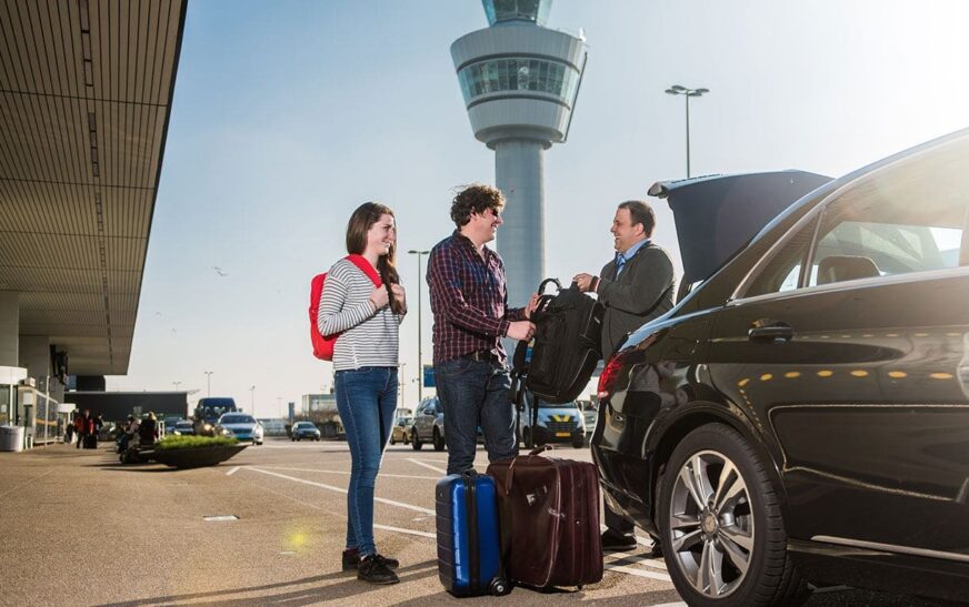 The Convenience of Booking an Airport Car Service for Business Travelers