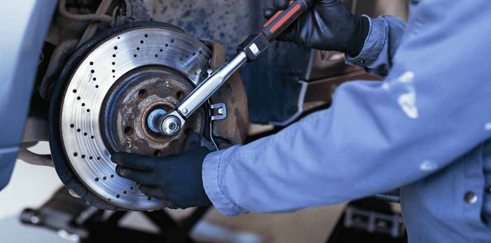 Benefits of Visiting a Brake Specialist