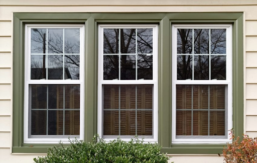 Top Trends in Vinyl Replacement Windows for 2025