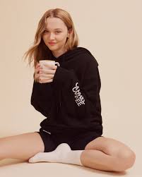 The Ultimate Guide to Essentials Hoodie: Comfort, Style, and Versatility