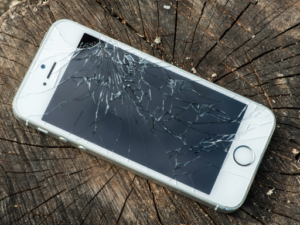places that repair phone screens