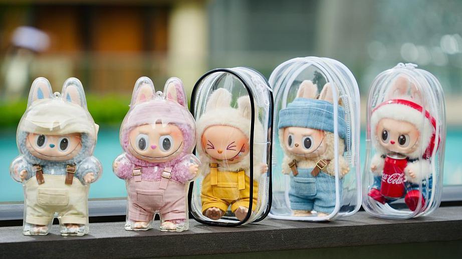 Labubu Dolls: Charming Collectibles with Playful Expressions